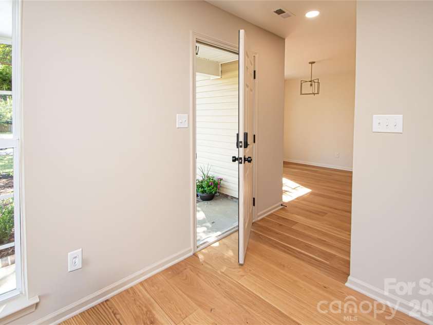 5101 Ashie Avenue, Matthews, NC 28104.  MLS# CAR4424455, YatesRealty ID 51227. 
