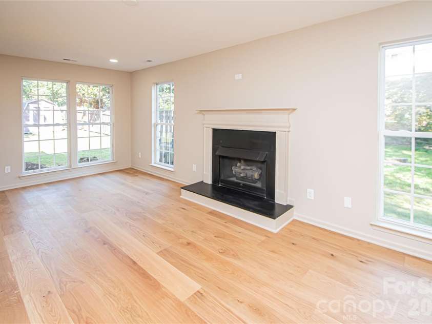 5101 Ashie Avenue, Matthews, NC 28104.  MLS# CAR4424455, YatesRealty ID 51227. 