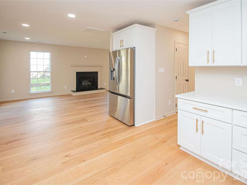 5101 Ashie Avenue, Matthews, NC 28104.  MLS# CAR4424455, YatesRealty ID 51227. 