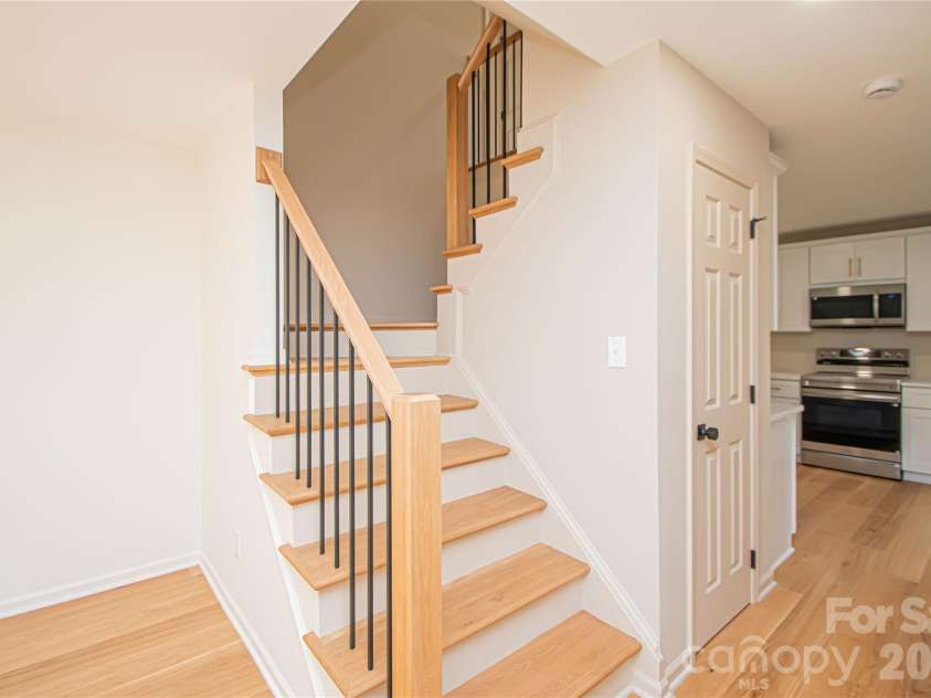 5101 Ashie Avenue, Matthews, NC 28104.  MLS# CAR4424455, YatesRealty ID 51227. 