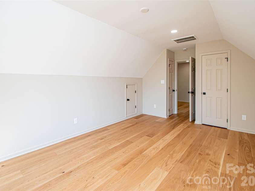 5101 Ashie Avenue, Matthews, NC 28104.  MLS# CAR4424455, YatesRealty ID 51227. 