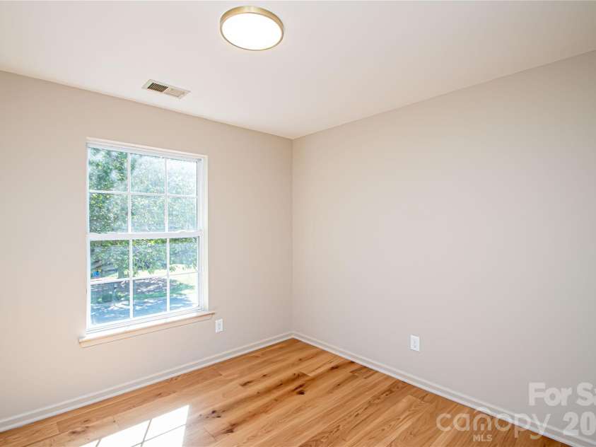5101 Ashie Avenue, Matthews, NC 28104.  MLS# CAR4424455, YatesRealty ID 51227. 