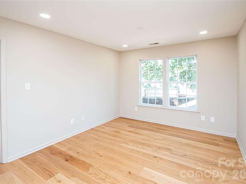 5101 Ashie Avenue, Matthews, NC 28104.  MLS# CAR4424455, YatesRealty ID 51227. 