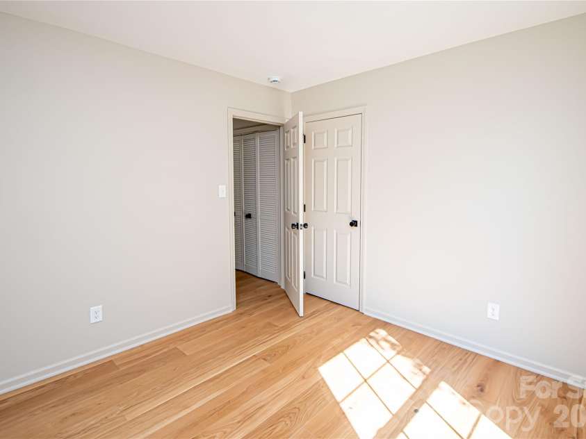5101 Ashie Avenue, Matthews, NC 28104.  MLS# CAR4424455, YatesRealty ID 51227. 