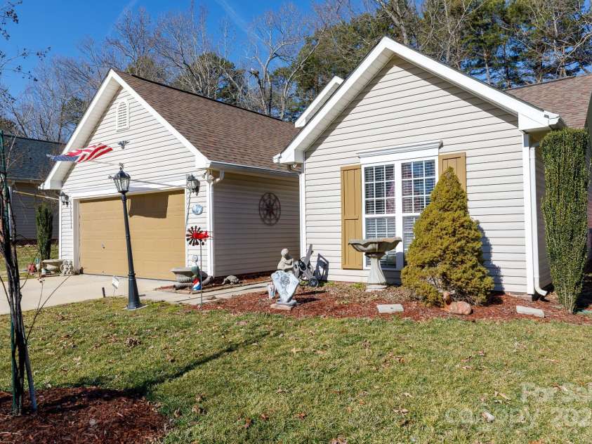 630 Montgomery Drive, Rock Hill, SC 29732.  MLS# CAR4218807, YatesRealty ID 5123. 