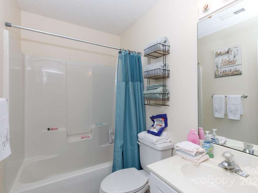 630 Montgomery Drive, Rock Hill, SC 29732.  MLS# CAR4218807, YatesRealty ID 5123. 