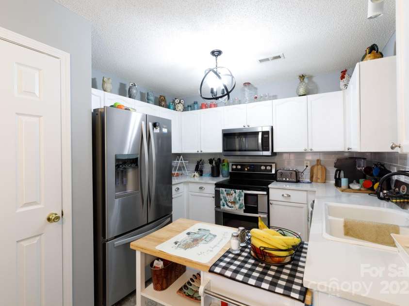 630 Montgomery Drive, Rock Hill, SC 29732.  MLS# CAR4218807, YatesRealty ID 5123. 