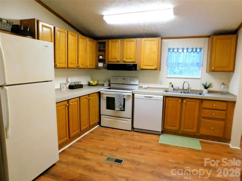 2503 Messer Street, Valdese, NC 28690.  MLS# CAR4425648, YatesRealty ID 51231. 