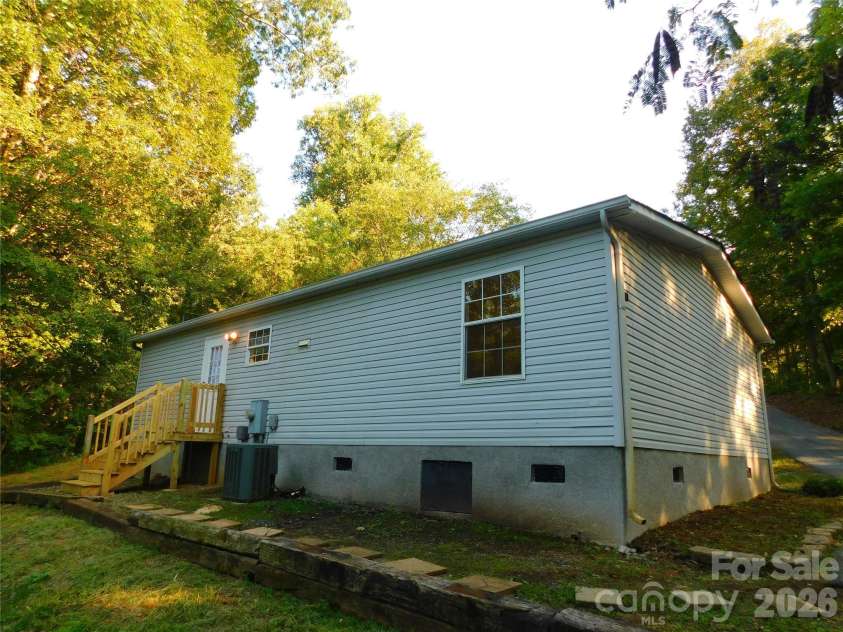 2503 Messer Street, Valdese, NC 28690.  MLS# CAR4425648, YatesRealty ID 51231. 