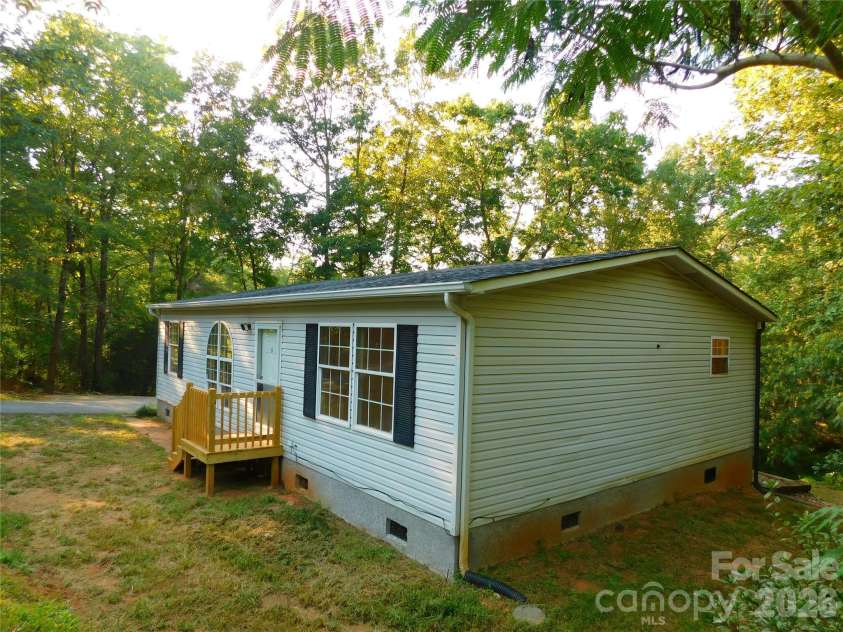 2503 Messer Street, Valdese, NC 28690.  MLS# CAR4425648, YatesRealty ID 51231. 
