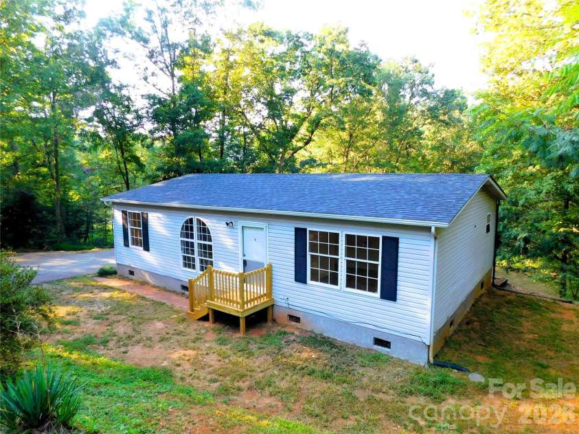 2503 Messer Street, Valdese, NC 28690.  MLS# CAR4425648, YatesRealty ID 51231. 