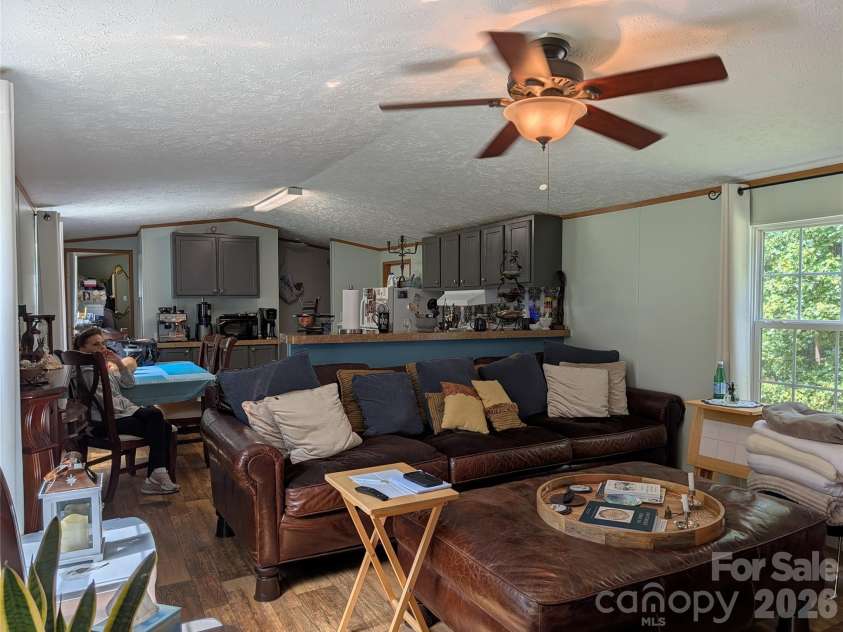 29 Herschel King Drive, Candler, NC 28715.  MLS# CAR4425195, YatesRealty ID 51233. 