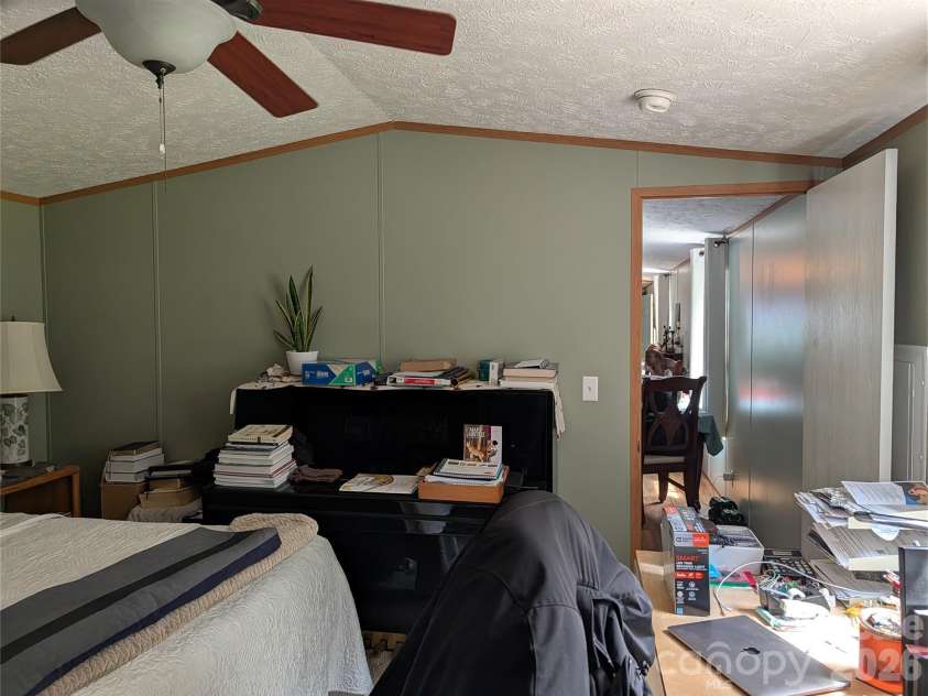29 Herschel King Drive, Candler, NC 28715.  MLS# CAR4425195, YatesRealty ID 51233. 