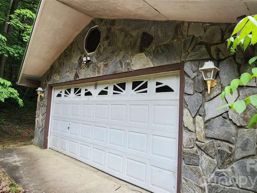 80 Shiloh Place, Andrews, NC 28901.  MLS# CAR4425638, YatesRealty ID 51234. 