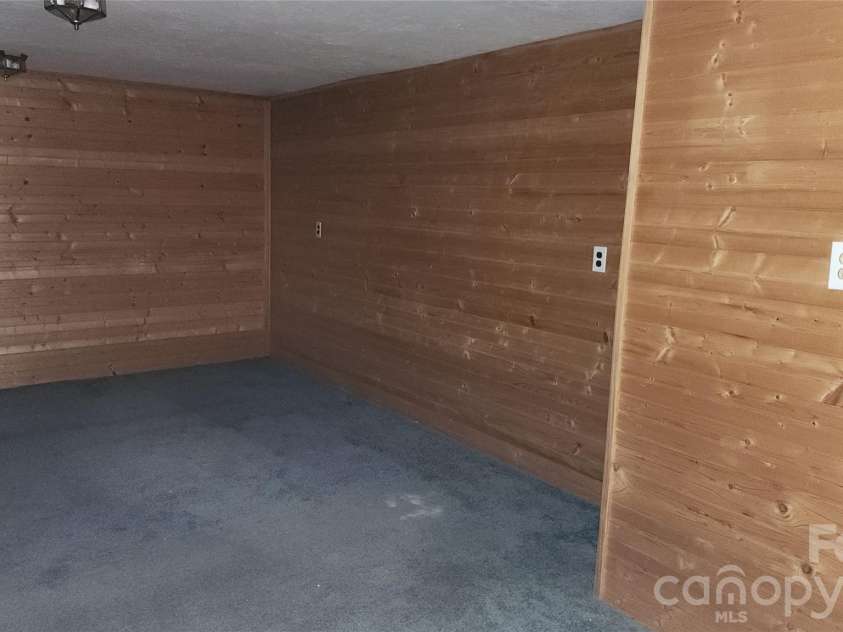 80 Shiloh Place, Andrews, NC 28901.  MLS# CAR4425638, YatesRealty ID 51234. Bonus Room