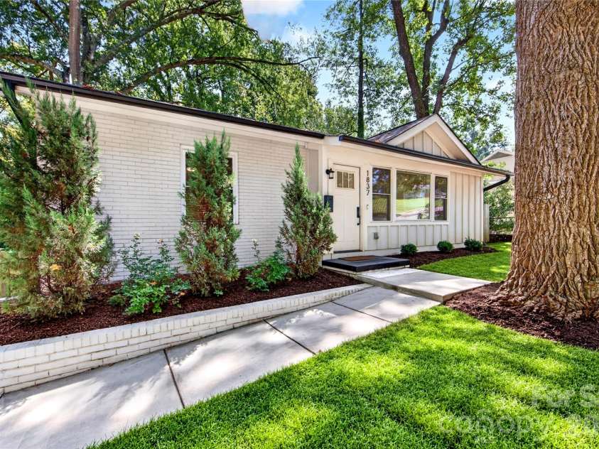 1837 Camp Greene Street, Charlotte, NC 28208.  MLS# CAR4424769, YatesRealty ID 51235. Front Exterior