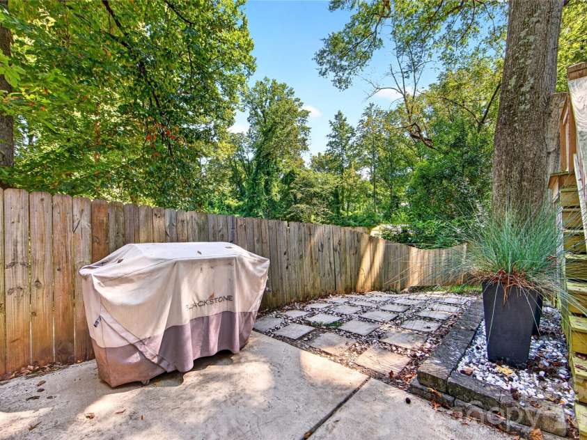 1837 Camp Greene Street, Charlotte, NC 28208.  MLS# CAR4424769, YatesRealty ID 51235. Grill Patio