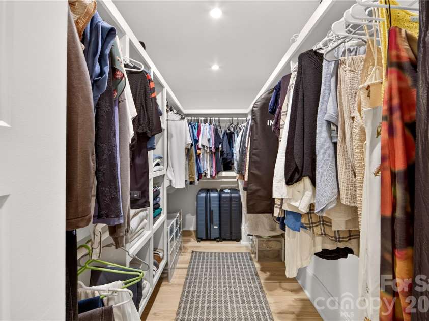 1837 Camp Greene Street, Charlotte, NC 28208.  MLS# CAR4424769, YatesRealty ID 51235. Primary Closet