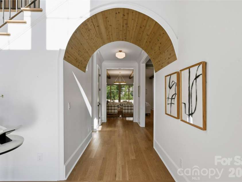 617 Shelton Street, Charlotte, NC 28270.  MLS# CAR4424726, YatesRealty ID 51236. 