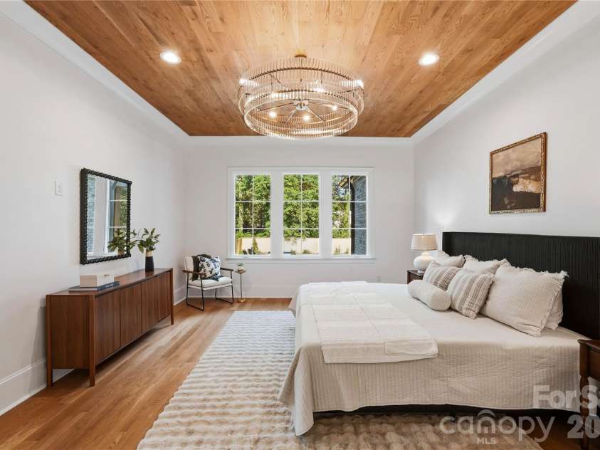 617 Shelton Street, Charlotte, NC 28270.  MLS# CAR4424726, YatesRealty ID 51236. 