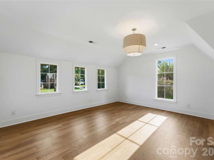 617 Shelton Street, Charlotte, NC 28270.  MLS# CAR4424726, YatesRealty ID 51236. 