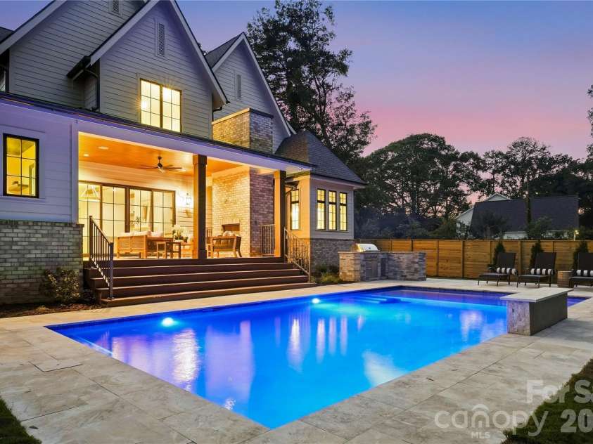 617 Shelton Street, Charlotte, NC 28270.  MLS# CAR4424726, YatesRealty ID 51236. 