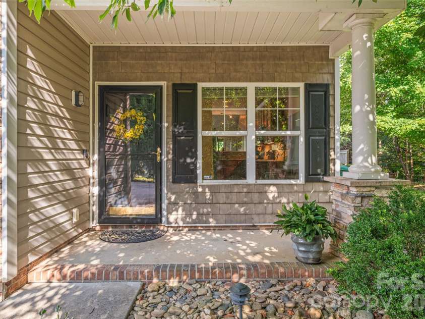 16 Holmes Lane, Arden, NC 28704.  MLS# CAR4424717, YatesRealty ID 51237. 
