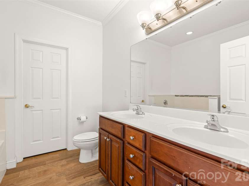 16 Holmes Lane, Arden, NC 28704.  MLS# CAR4424717, YatesRealty ID 51237. 