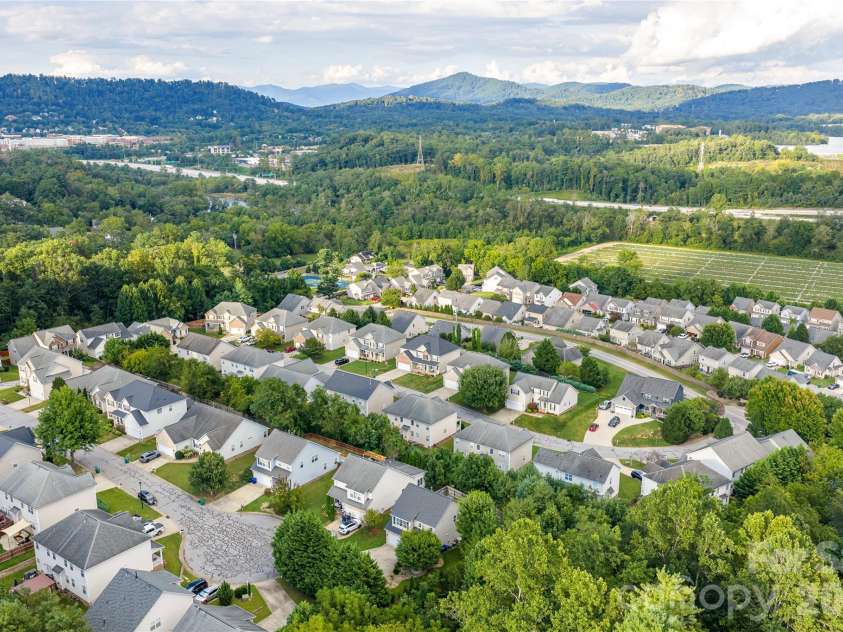 16 Holmes Lane, Arden, NC 28704.  MLS# CAR4424717, YatesRealty ID 51237. 