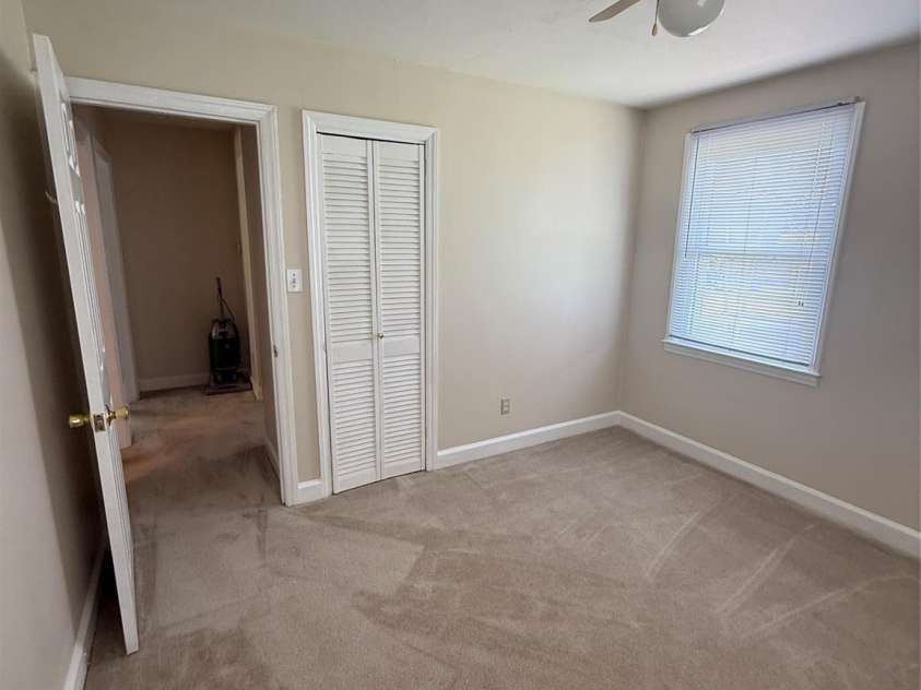 3412 1st Avenue Circle, Hickory, NC 28601.  MLS# CAR4272932, YatesRealty ID 5124. 