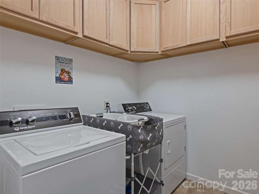 100 Loafer Lane, Waynesville, NC 28785.  MLS# CAR4423967, YatesRealty ID 51242. 
