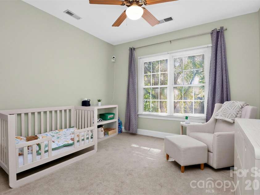 3301 Dairy Farm Lane, Charlotte, NC 28209.  MLS# CAR4423253, YatesRealty ID 51247. 