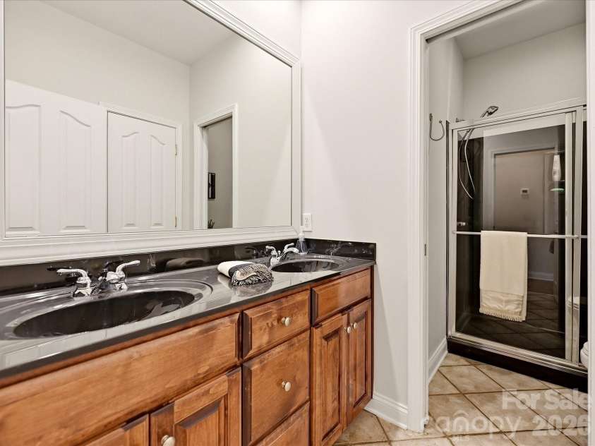 5125 WALNUT GROVE Court, Mount Holly, NC 28120.  MLS# CAR4423136, YatesRealty ID 51248. 