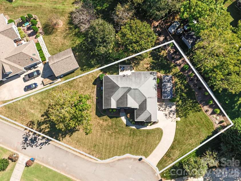5125 WALNUT GROVE Court, Mount Holly, NC 28120.  MLS# CAR4423136, YatesRealty ID 51248. 