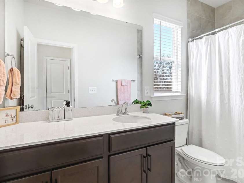 106 Renny Alley, Charlotte, NC 28217.  MLS# CAR4351935, YatesRealty ID 5125. 