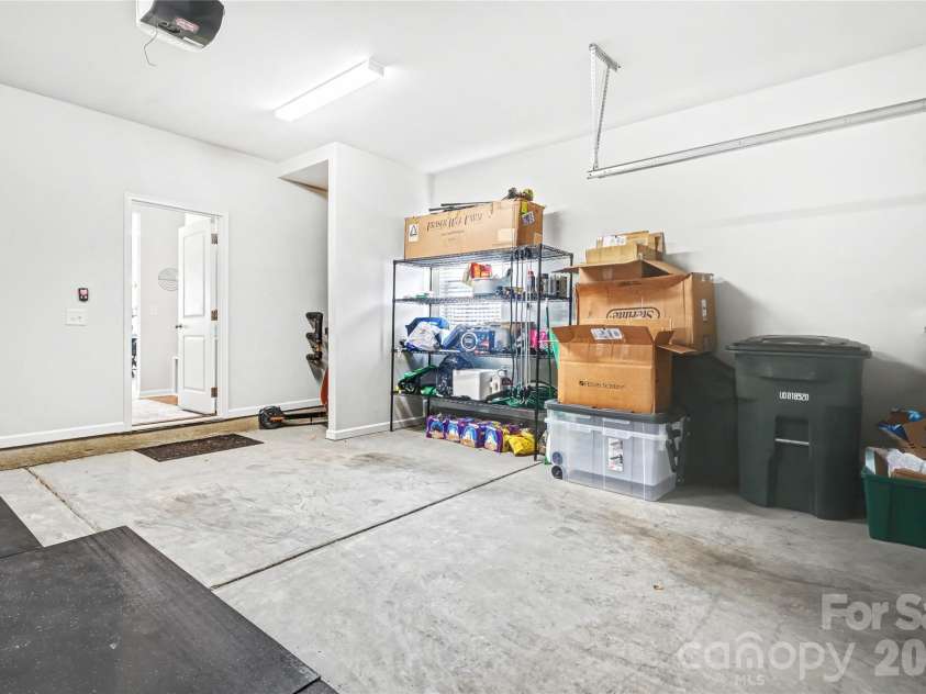 106 Renny Alley, Charlotte, NC 28217.  MLS# CAR4351935, YatesRealty ID 5125. 