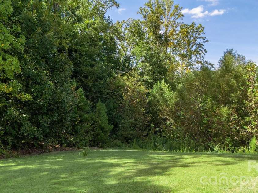 3450 Buck Court, Gastonia, NC 28056.  MLS# CAR4423222, YatesRealty ID 51250. 