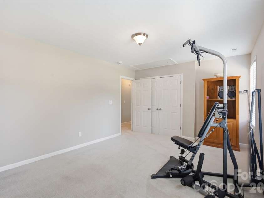 168 Forest Creek Drive, Statesville, NC 28625.  MLS# CAR4422853, YatesRealty ID 51252. 