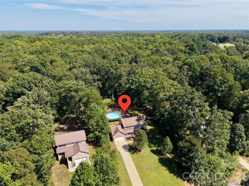168 Forest Creek Drive, Statesville, NC 28625.  MLS# CAR4422853, YatesRealty ID 51252. 