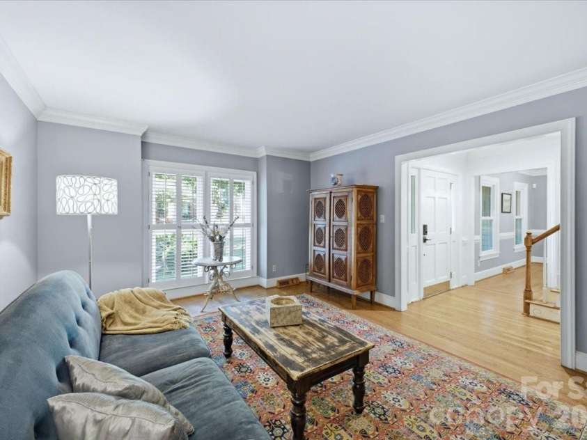 10141 Hanover Glen Road, Charlotte, NC 28210.  MLS# CAR4423677, YatesRealty ID 51254. 