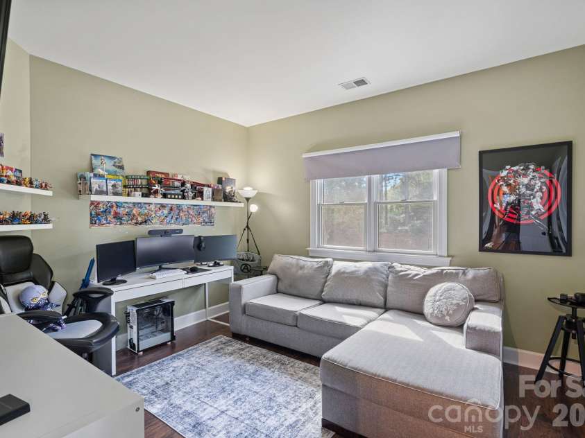 18806 Boundary Oaks Court, Davidson, NC 28036.  MLS# CAR4423712, YatesRealty ID 51255. 