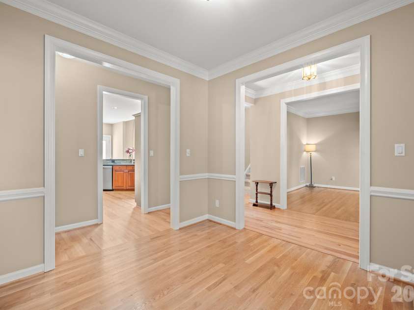 13618 Willow Breeze Lane, Huntersville, NC 28078.  MLS# CAR4424100, YatesRealty ID 51256. Dining room 2