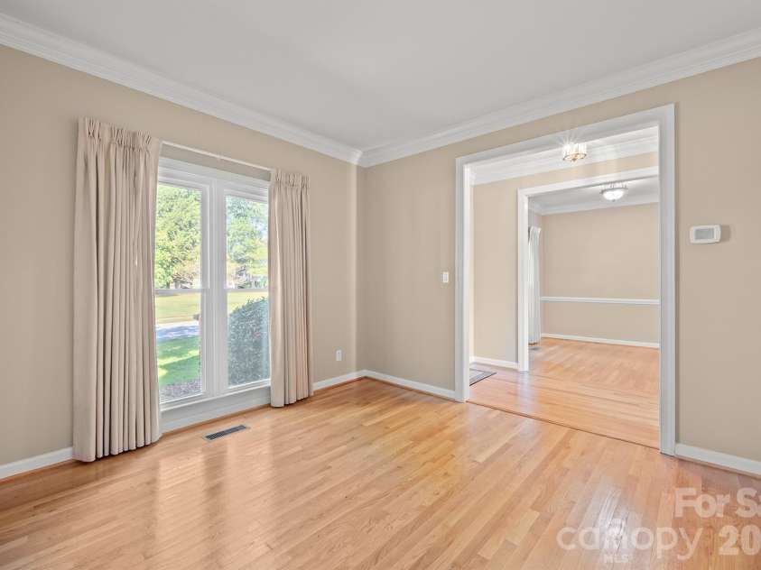 13618 Willow Breeze Lane, Huntersville, NC 28078.  MLS# CAR4424100, YatesRealty ID 51256. Flex space
