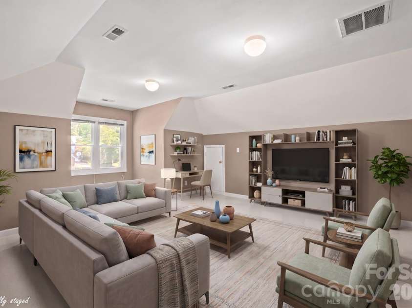 13618 Willow Breeze Lane, Huntersville, NC 28078.  MLS# CAR4424100, YatesRealty ID 51256. Virtually staged bonus room