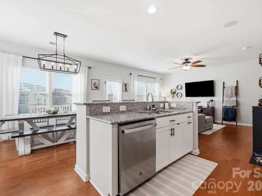 3224 Morgan Clark Road, Charlotte, NC 28208.  MLS# CAR4423182, YatesRealty ID 51257. 