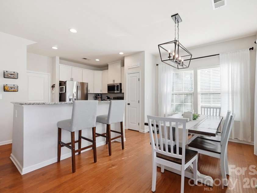 3224 Morgan Clark Road, Charlotte, NC 28208.  MLS# CAR4423182, YatesRealty ID 51257. Additional seating in the dining space