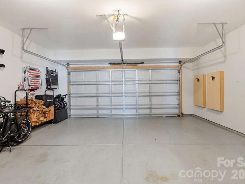 3224 Morgan Clark Road, Charlotte, NC 28208.  MLS# CAR4423182, YatesRealty ID 51257. Finished Garage