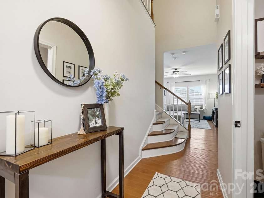 3224 Morgan Clark Road, Charlotte, NC 28208.  MLS# CAR4423182, YatesRealty ID 51257. Foyer/Entry