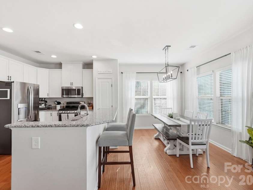 3224 Morgan Clark Road, Charlotte, NC 28208.  MLS# CAR4423182, YatesRealty ID 51257. Kiitchen with island