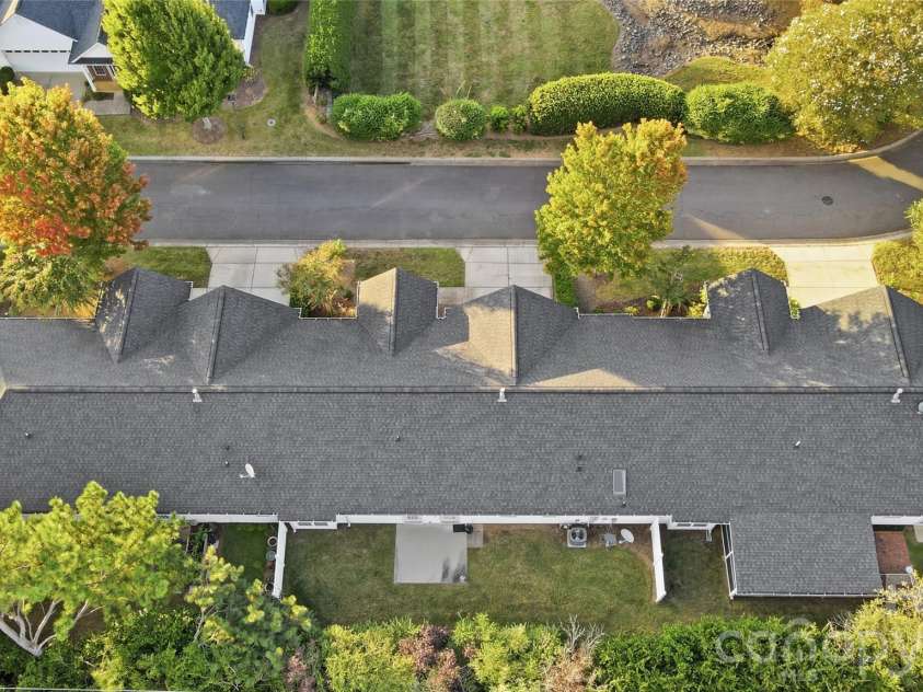 9218 Duckhorn Drive, Charlotte, NC 28277.  MLS# CAR4422862, YatesRealty ID 51258. 